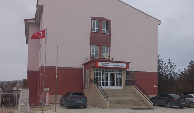 41 Yıllık Ticaret Lisesi Yok Edilmek mi İsteniyor?