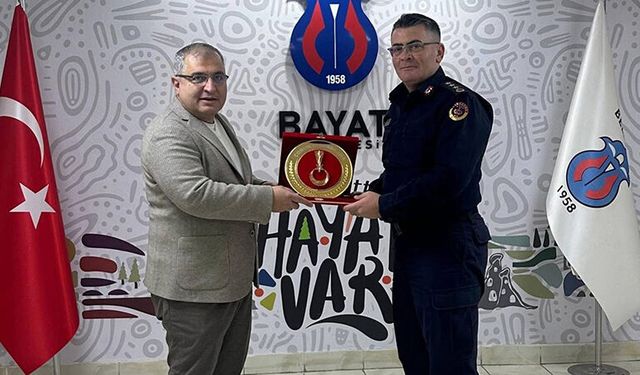 İl Jandarma Komutanı Ayvaz, Başkan Ünlü’yü Ziyaret Etti