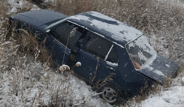 OSB’de Otomobil Şarampole Uçtu