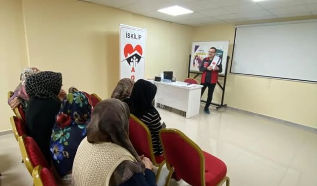 İskilip’te Kadınlara Evlilikte Mali Konular Anlatıldı