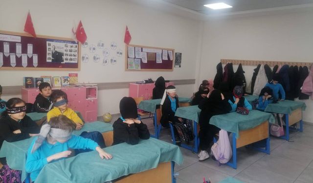 Beyaz Baston Görme Engelliler Haftası’nda Empati Kurdular