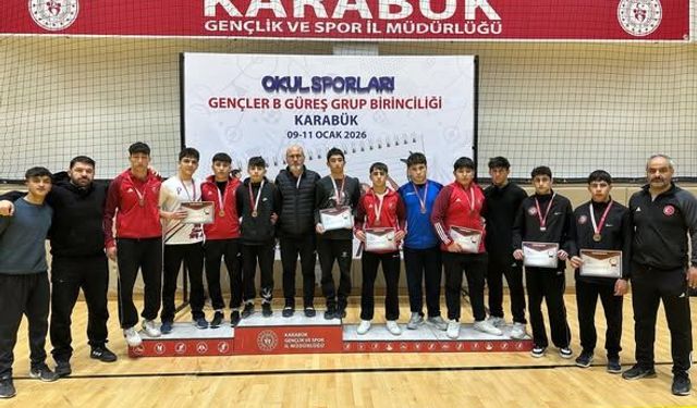 Çorumlu Güreşçiler Karabük’ü Salladı