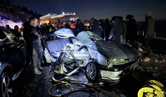 Komşu’da Katliam Gibi Kaza! 2 Ölü 6 Yaralı