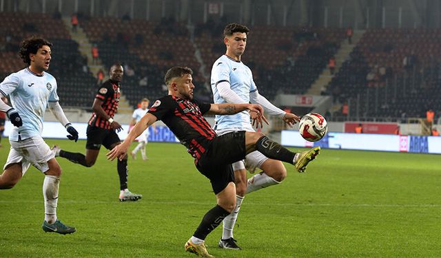 Arca Çorum FK Rakibi Adana Demirspor’a Gol Yağdırdı 4-1
