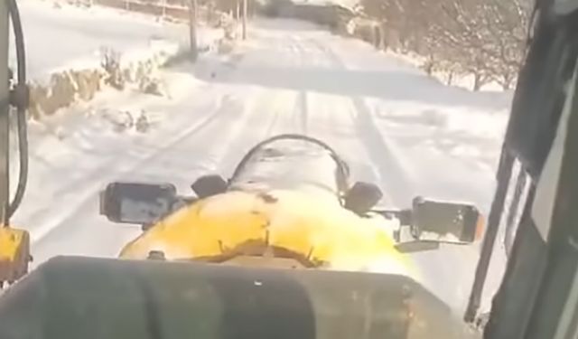 Ortaköy’de Köy Yolları Açıldı