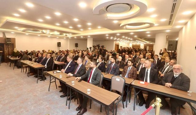 YRP’li Nuri Kuşcu’nun da Katıldığı Toplantıda Genel Başkan Erbakan’dan “Üçüncü Yol Çıkışı”