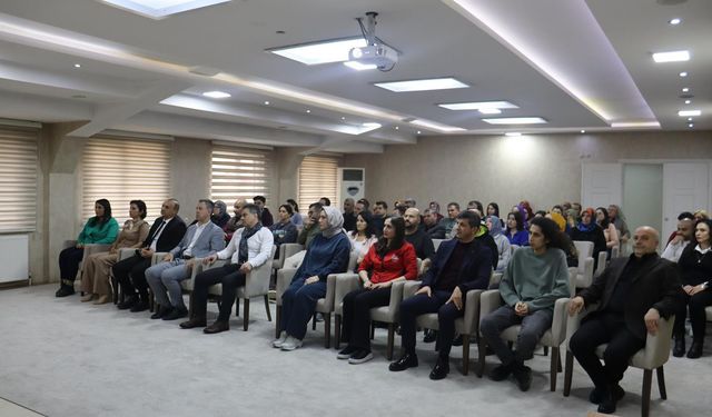 Gençlik Ve Spor’da “Asrın Felaketi” İçin Anma Programı Düzenlendi