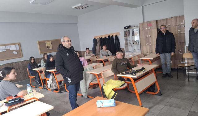 Çağlar’dan Akademik Gelişmeyi Sağlayan Kurslara Ziyaret