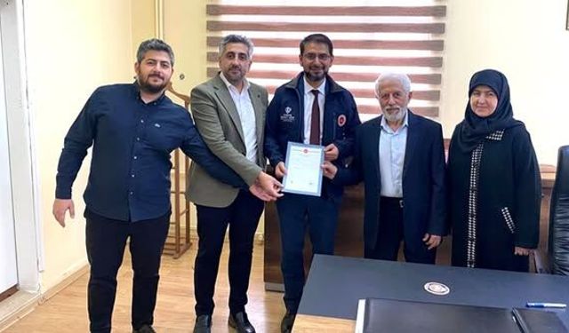 Başhekim Gömeç’in Ailesi 11 Dönümlük Arsalarını Diyanet Vakfına Bağışladı