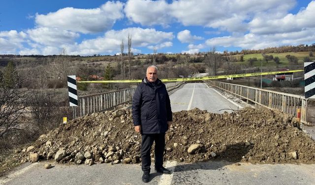 Başkan Çizikci Duyurdu: Çomu’ya Önce Portatif Sonra Yeni Köprü İnşa Edilecek