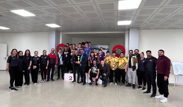 Dart Turnuvasının Galipleri Belli Oldu