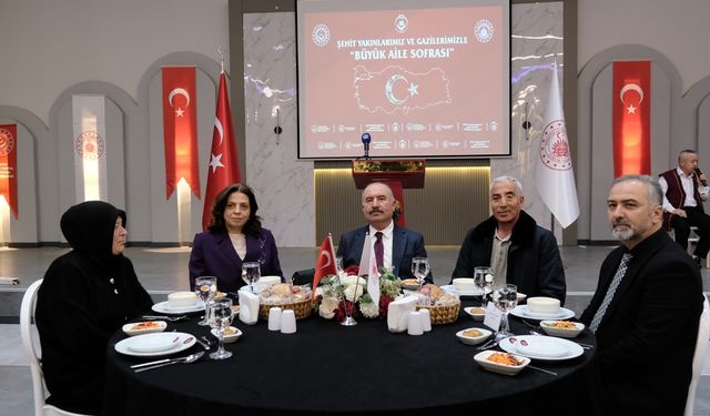 Çorum Valisi Çalgan Şehit Aileleri Ve Gazilerle İftarda Buluştu