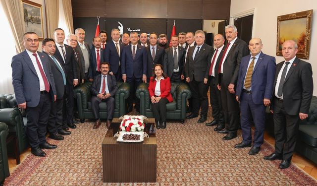 CHP Çorum Heyeti, Özel İle Görüştü