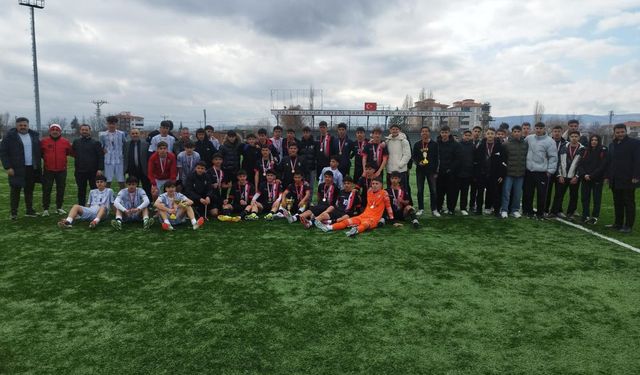 Liseler Arası Futbol Turnuvası Tamamlandı