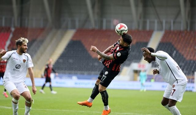 Arca Çorum FK, Teknik Direktör Uğur Uçar İle "4'te 4" Yaptı