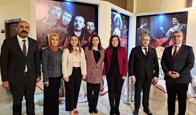 Kursiyerler "Kadının Işığı" Temalı Sergide Hünerlerini Paylaştı