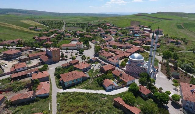 Çorum'un Bu Köyünde Köy Konağı Ve Aş Evi İçin Seferberlik
