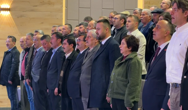 Ziraat Odası Başkanı’ndan Tartışma Yaratan Tavır! İstiklal Marşı’nı Okumadı