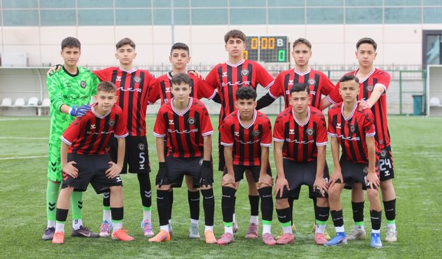 U14’lerden Tarihi Başarı! Namağlup 6 Takımdan Biri Oldular
