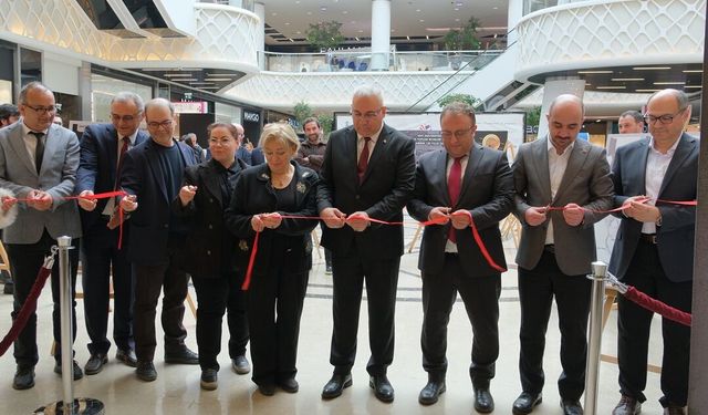 Çorum'da "Hattuşa Kazılarının 120 Yıllık Görsel Hafızası: 1906-2026" Sergisi Açıldı