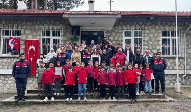 Öğrenci Ve Velilere KADES Uygulaması Anlatıldı