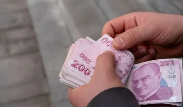 Emekliye Bayram Öncesi Müjde! İkramiye Takvimi Netleşiyor