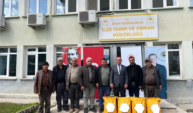 Çiftçiye Can Suyu: Take Projesi Kapsamında Tohum Dağıtıldı