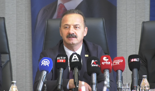 Ağıralioğlu’ndan Çorum'da İttifak Çıkışı: “Bloklar Dağıldı, Millet Yalnız Kaldı”