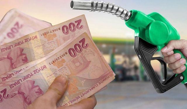 Akaryakıtta Çifte İndirim! Benzin Düştü, Motorinde Dev İndirim Bekleniyor