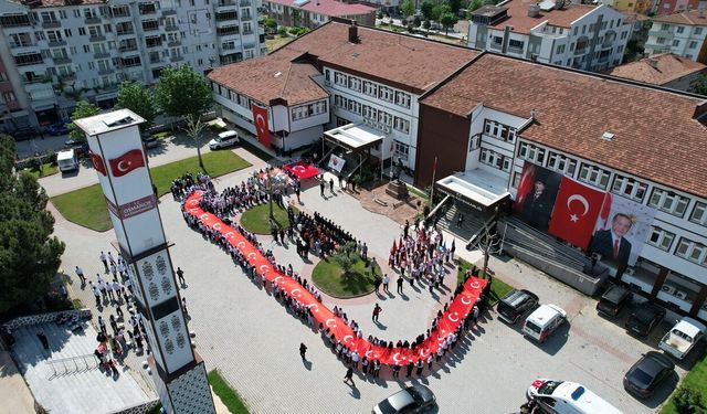 İlçelerde 19 Mayıs’a Coşkulu Kutlama