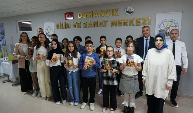 Çorum'da Yazarlık Eğitimi Alan Öğrenciler Kendi Kitaplarını Yazıyor