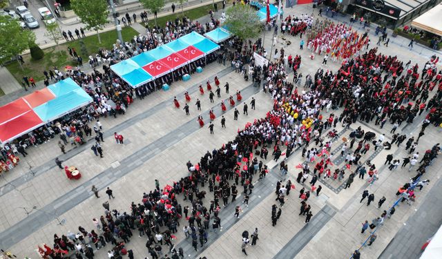 Çorum’da 19 Mayıs Coşkusu Meydanlara Taştı