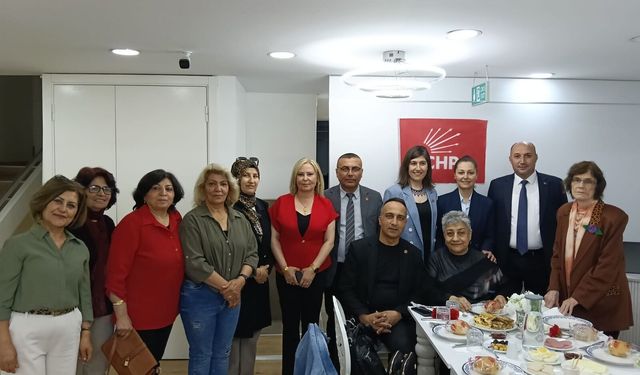 CHP’den Anneler Günü’ne Özel Kutlama Programı
