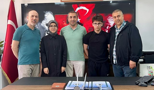 Bilimle Parlayan Zihinler, Maneviyatla Taçlandı: Ömer Derindere Fen Lisesi’nden Türkiye Derecesi