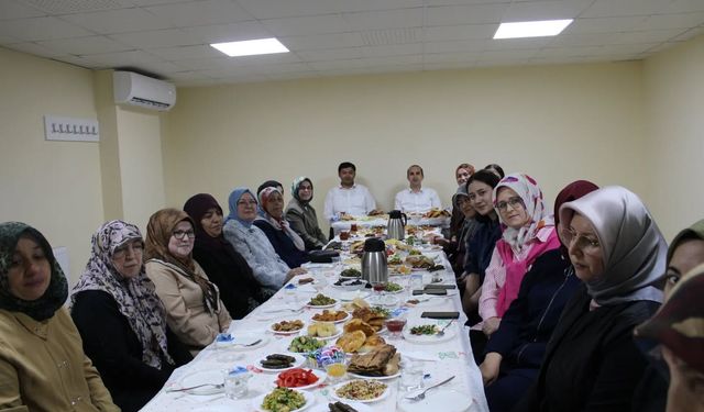 Kadınların Gelişimine Destek Veren Merkezde İnceleme