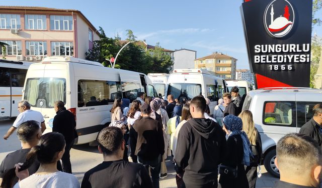 Sungurlu Belediyesinden Üniversite Adaylarına Ücretsiz Servis Hizmeti