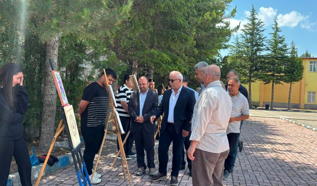 "Rehberin Renkleri" Yıl Sonu Tezhip Sergisi Açıldı