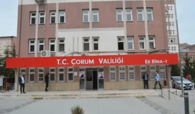 Valilik Ek Binasında Asansör Krizi! Vatandaşlar Merdivene Mahkûm