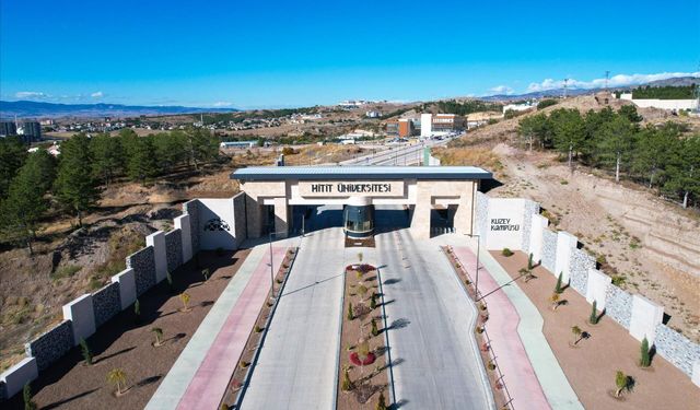 Hitit Üniversitesi'nde Maaş Krizi, İşçiler ve Yönetim Mahkemelik!