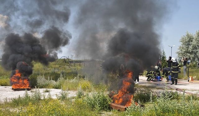 Yangına Müdahale Ettiler! Acil Durumlara Hazırlık İçin Önemli Eğitim