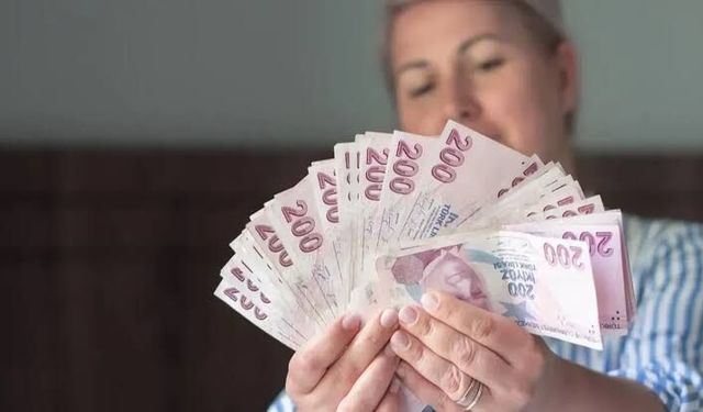 SGK Uzmanı Rakam Verdi, Emekli ve Memur Zammında Son Viraj