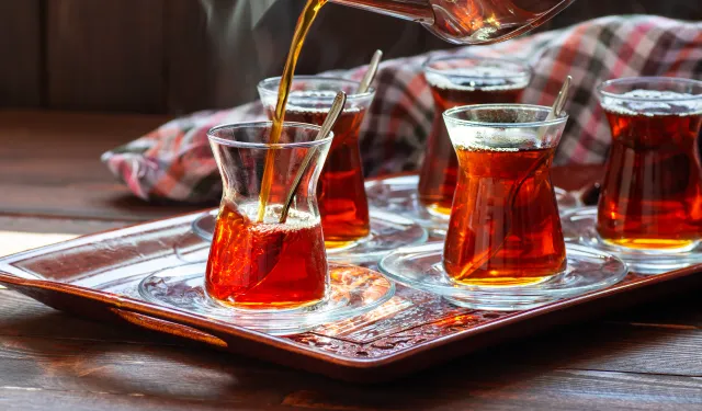 İki Çay Markasında Şoke Eden Madde Çıktı!