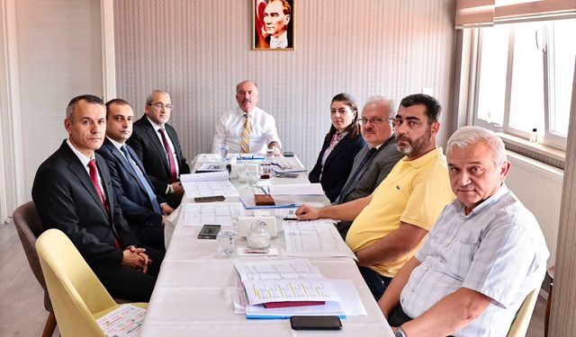 Vali Çalgan'dan Eğitim Yatırımları İçin "Gecikmeye İzin Vermeyin" Talimatı