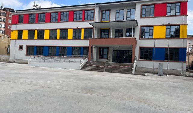 İskilip Azmimilli İlkokulu Yeni Binasında Eğitime Başlıyor