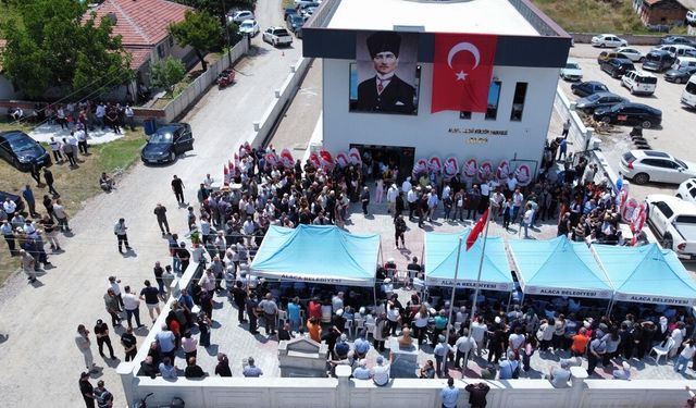 Alevi Kültür Merkezi Cemevi Hizmete Açıldı