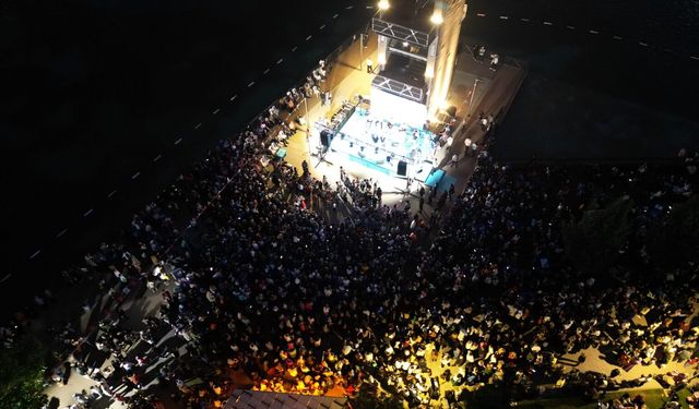 Çorum Celal Karatüre Konserine Akın Etti