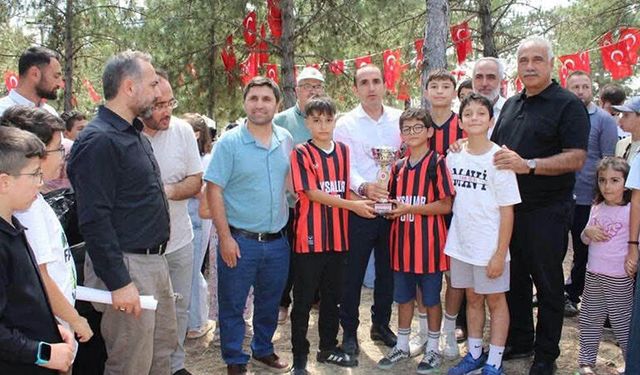 Yaz Kur’an Kurslarına Renkli Kapanış