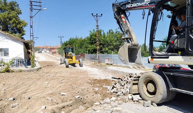 Sungurlu Belediyesi Sıcak Asfalta Hız Verdi