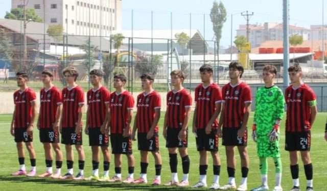 Gençlerin Zorlu Sınavı: Arca Çorum FK, Beşiktaş Deplasmanında