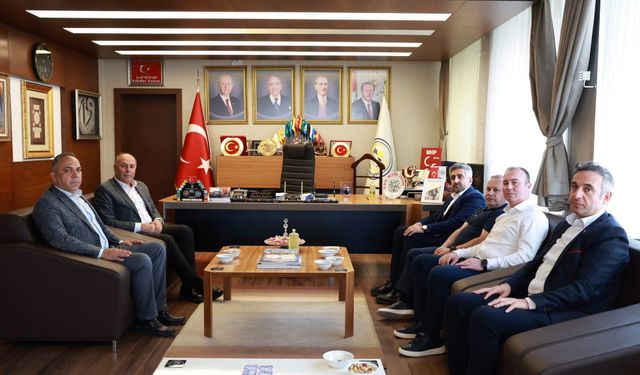 Başkan Arslan, Başhekim Gömeç’i Ağırladı